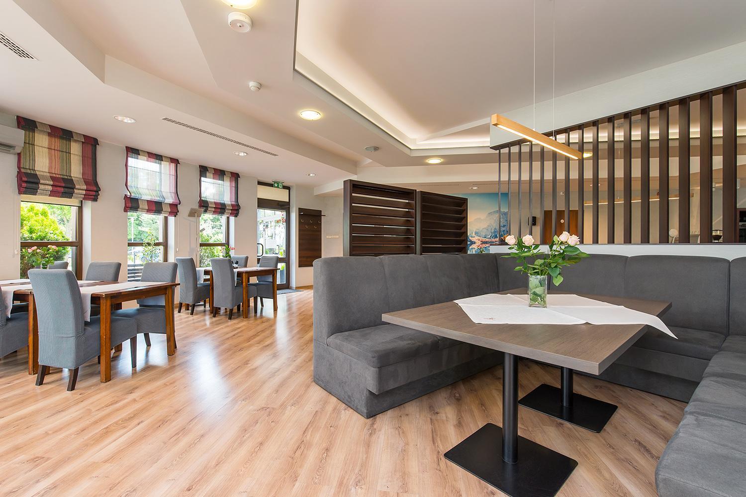 Hotel Esperanto Świdnica Exteriör bild